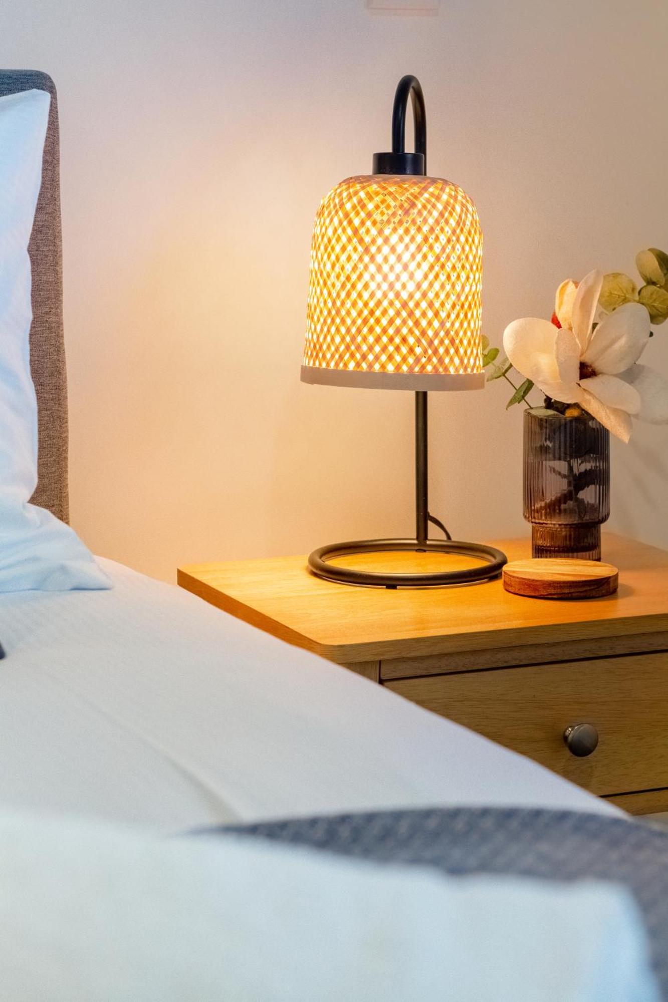 Urban Elegance - 2 Bed, 2 Bath In The Cbd Apartment Christchurch Ngoại thất bức ảnh